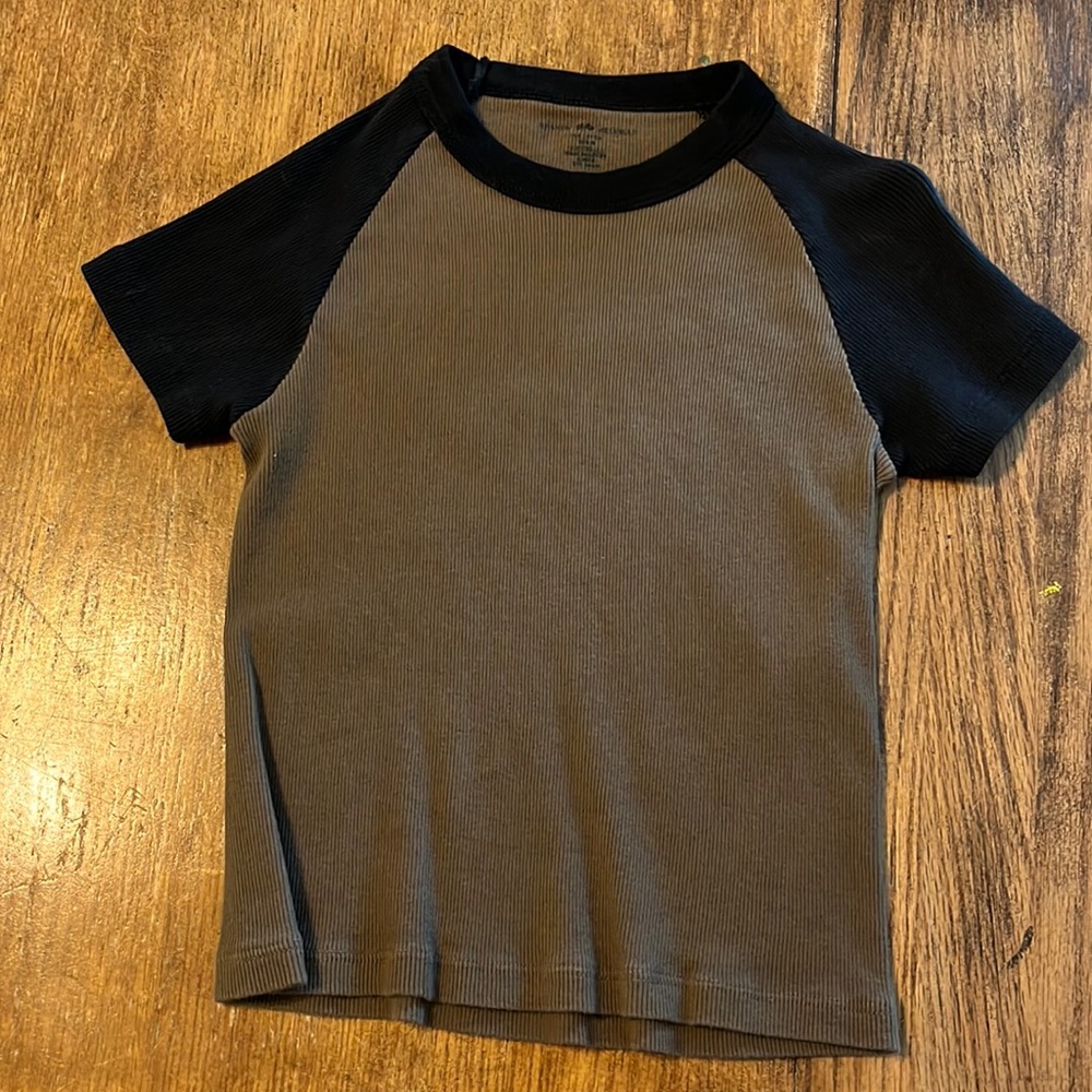Brandy Melville T